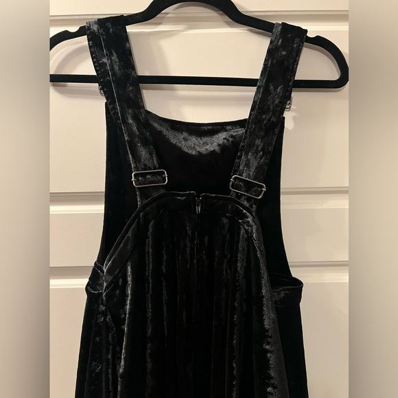 Hot Topic Moon & Florals Embroidered Black Velvet Overall Skirt - Picture 3 of 4